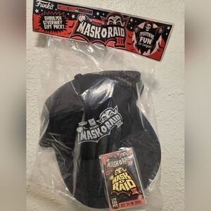 Funko Snapback Maskoraid Hat And Pin